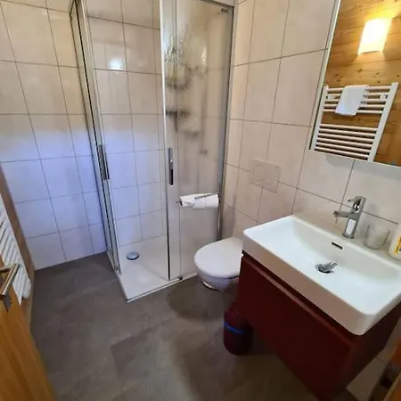 Rustic Alpine 1br Getaway- Unwind And Reconnect בקתה *