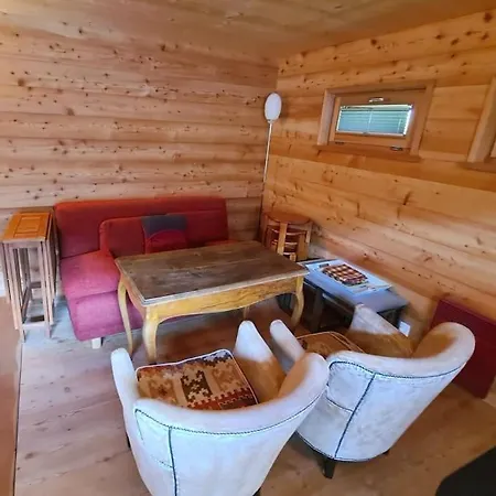 Rustic Alpine 1br Getaway- Unwind And Reconnect Reckingen